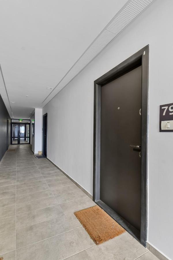 Modern In New Building With Panoramic View Apartment Brasov Bagian luar foto